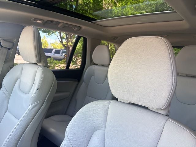 2025 Volvo XC90 Plug-In Hybrid T8 Plus 6 Passenger