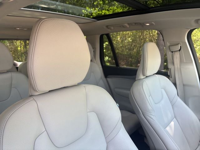 2025 Volvo XC90 Plug-In Hybrid T8 Plus 6 Passenger