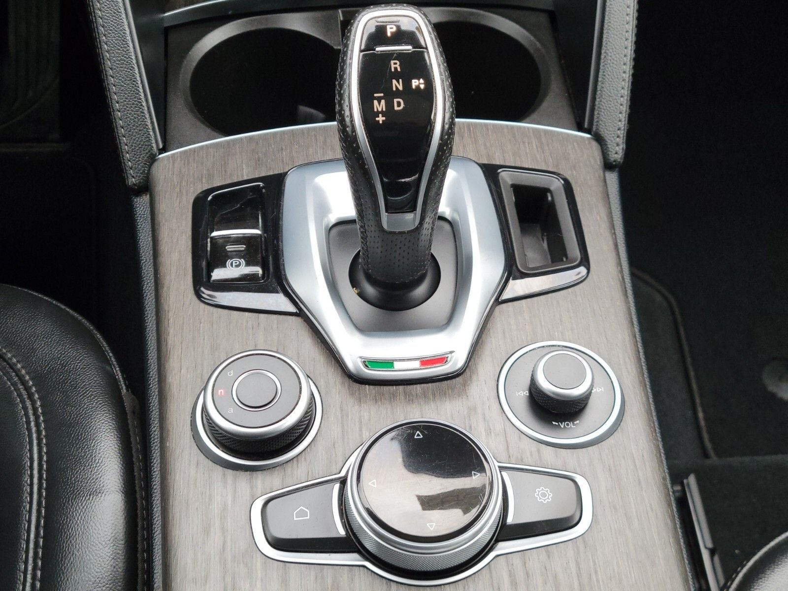 2020 Alfa Romeo Stelvio Ti