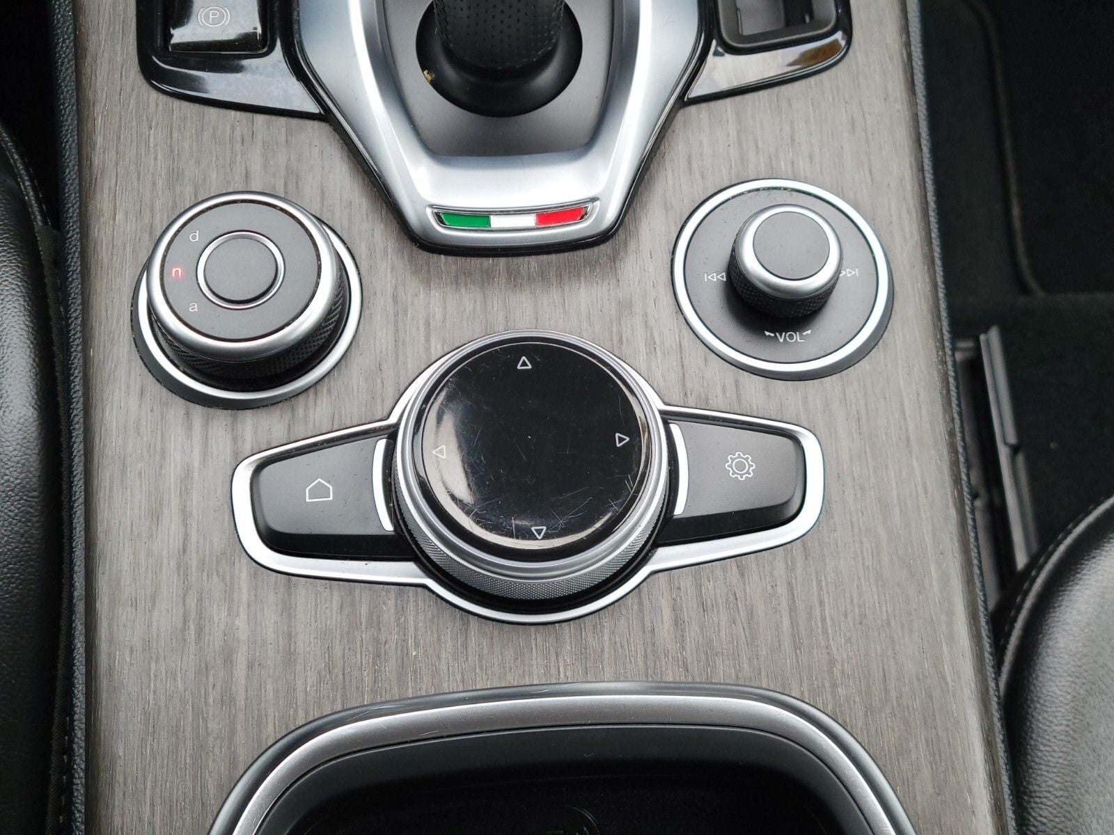 2020 Alfa Romeo Stelvio Ti